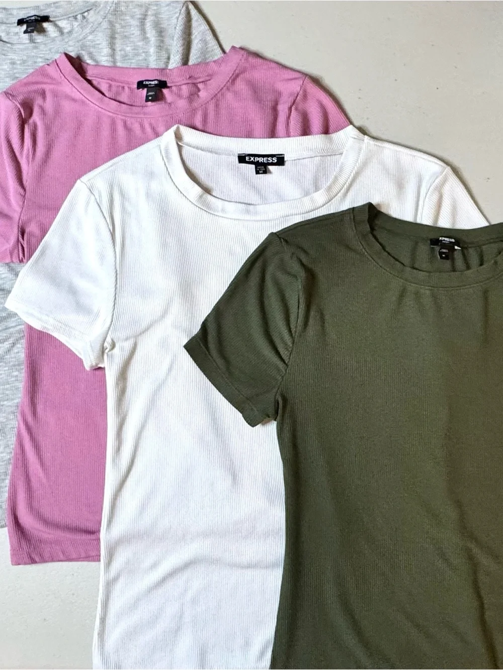 Express Fitted Ribbed Tee Heather Gray Crew Neck Stretch Top Size Medium - Picture 5 of 5